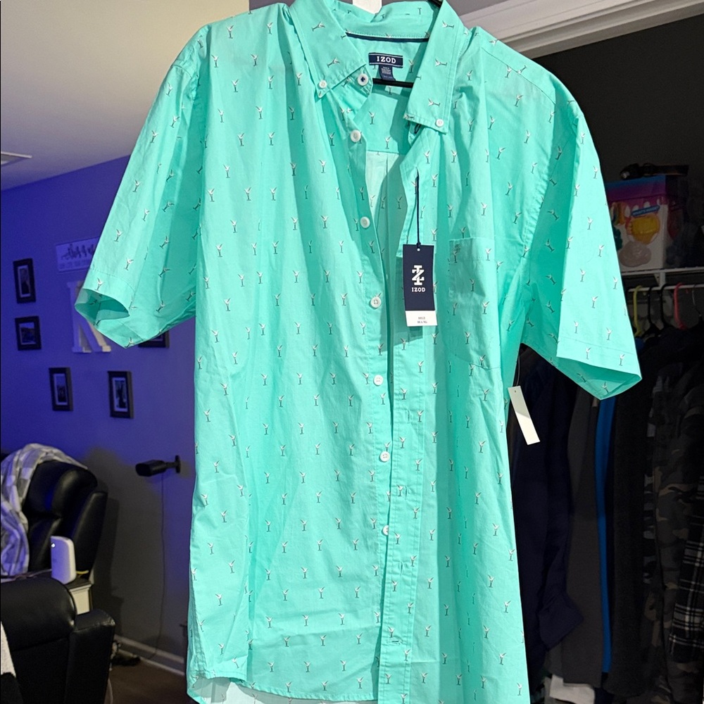 Men’s XXL IZOD Casual Button Down Shirt